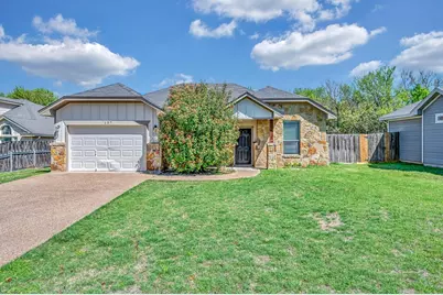 137 Flat Creek Drive, Robinson, TX 76706 - Photo 1
