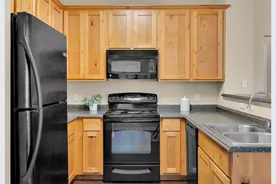 137 Flat Creek Drive, Robinson, TX 76706 - Photo 11