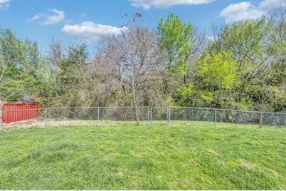 137 Flat Creek Drive, Robinson, TX 76706 - Photo 27