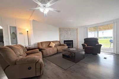 6930 NW County Road 1210, Barry, TX 75102 - Photo 5