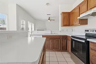 7988 Glenway Dr, Dallas, TX 75249 - Photo 15