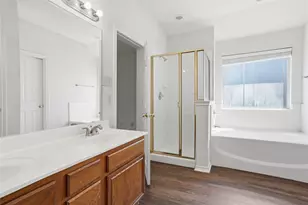 7988 Glenway Dr, Dallas, TX 75249 - Photo 29