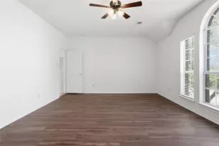 7988 Glenway Dr, Dallas, TX 75249 - Photo 25