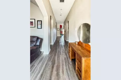 5228 Lake Grove Drive, Grand Prairie, TX 75052 - Photo 11