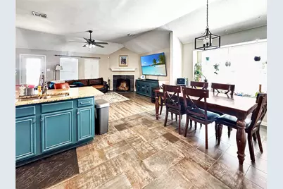 5228 Lake Grove Drive, Grand Prairie, TX 75052 - Photo 13