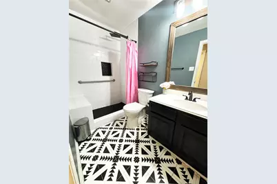 5228 Lake Grove Drive, Grand Prairie, TX 75052 - Photo 21