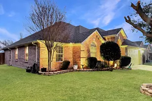 5228 Lake Grove Dr, Grand Prairie, TX 75052 - Photo 5