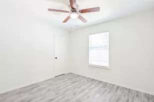 6702 Valley Branch Dr, Arlington, TX 76001 - Photo 19