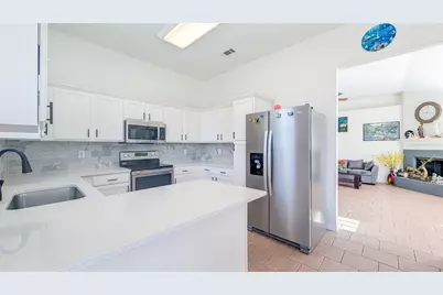 6702 Valley Branch Drive, Arlington, TX 76001 - Photo 11