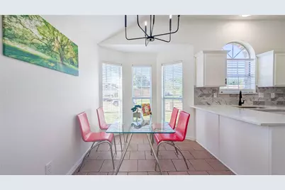 6702 Valley Branch Drive, Arlington, TX 76001 - Photo 7