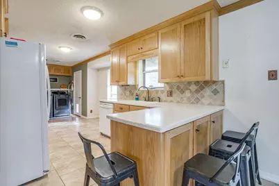 800 Brazos Drive, Mineral Wells, TX 76067 - Photo 17