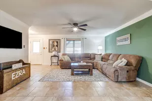 800 Brazos Dr, Mineral Wells, TX 76067 - Photo 11