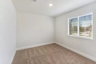 112 Jay St, Hillsboro, TX 76645 - Photo 5