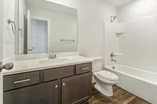 112 Jay St, Hillsboro, TX 76645 - Photo 7