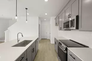 5700 Lakeview Dr, Watauga, TX 76148 - Photo 9