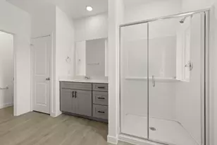 5700 Lakeview Dr, Watauga, TX 76148 - Photo 19