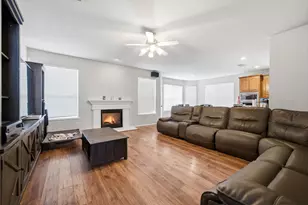 8641 Shadow Trace Dr, Fort Worth, TX 76244 - Photo 5