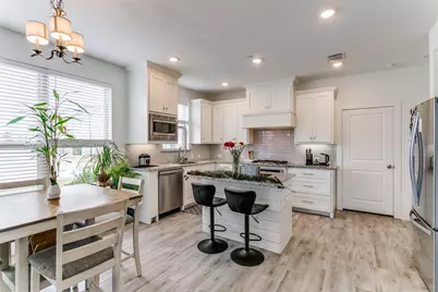 2732 Vista Park Lane, Lewisville, TX 75067 - Photo 5