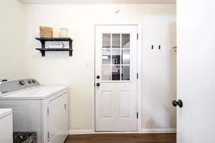 107 High School Dr, Waxahachie, TX 75165 - Photo 11