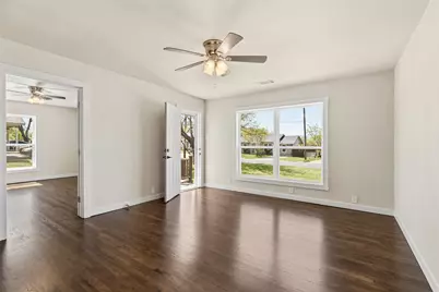 417 N Burdette Avenue, Sherman, TX 75090 - Photo 7