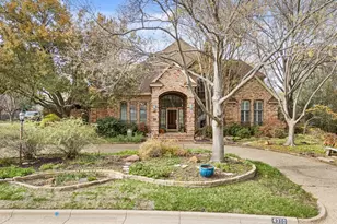 4310 Pembrooke Pkwy N, Colleyville, TX 76034 - Photo 1