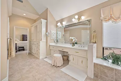 4310 Pembrooke Parkway N, Colleyville, TX 76034 - Photo 21