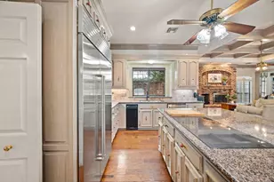 4310 Pembrooke Pkwy N, Colleyville, TX 76034 - Photo 9