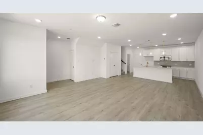 5708 Lakeview Drive, Watauga, TX 76148 - Photo 5