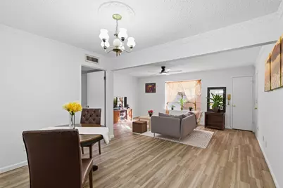 5817 Sandhurst Lane #B, Dallas, TX 75206 - Photo 17