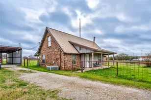 1106 Hcr 1414, Covington, TX 76636 - Photo 7