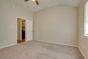 215 Linda St, Aubrey, TX 76227 - Photo 7