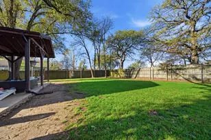 1704 S Houston St, Kaufman, TX 75142 - Photo 29