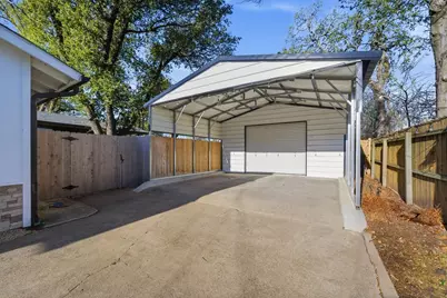 1704 S Houston Street, Kaufman, TX 75142 - Photo 31