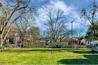 2842 Carlson Drive, Dallas, TX 75235 - Photo 33