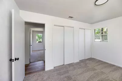 2842 Carlson Drive, Dallas, TX 75235 - Photo 25