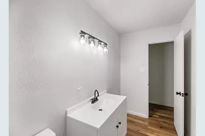 2842 Carlson Drive, Dallas, TX 75235 - Photo 27