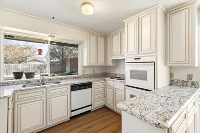 1905 Alamo Drive, Arlington, TX 76012 - Photo 11