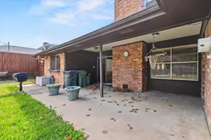 1905 Alamo Dr, Arlington, TX 76012 - Photo 27