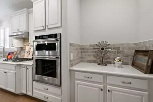 1020 Old Glory Dr, Little Elm, TX 76227 - Photo 11