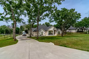 1100 Horizon Trace Dr, Azle, TX 76020 - Photo 5