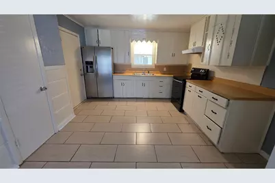 2137 San Jose Drive, Fort Worth, TX 76112 - Photo 7