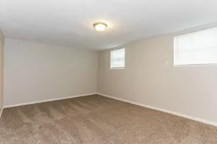 917 Montclair Dr, Garland, TX 75040 - Photo 7