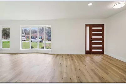 1835 E Cedar Elm Drive, Arlington, TX 76012 - Photo 3