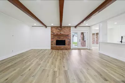 1835 E Cedar Elm Drive, Arlington, TX 76012 - Photo 7