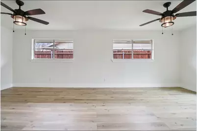 1835 E Cedar Elm Drive, Arlington, TX 76012 - Photo 29