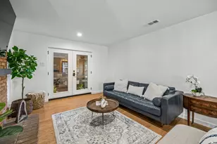 10565 Le Mans Dr, Dallas, TX 75238 - Photo 9