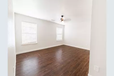 1348 E Maddox, Fort Worth, TX 76104 - Photo 21