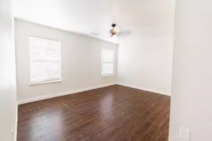 1348 E Maddox, Fort Worth, TX 76104 - Photo 21