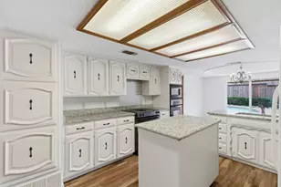 6504 Riviera Dr, North Richland Hills, TX 76180 - Photo 7