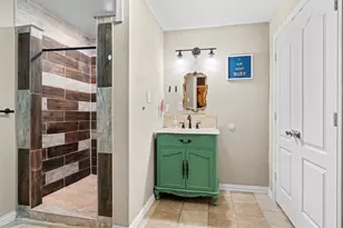 5325 Trentman St, Fort Worth, TX 76119 - Photo 15